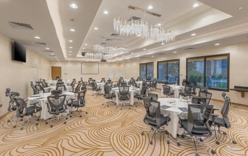 Madareem Crown Hotel near King Salman bin Abdulaziz Exhibitions Center Madareem Crown Hotel near King Salman bin Abdulaziz Exhibitions Center