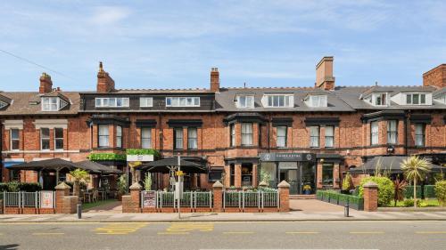 Exterior view, Cairn Hotel Newcastle Jesmond in Newcastle upon Tyne Exterior view, Cairn Hotel Newcastle Jesmond in Newcastle upon Tyne