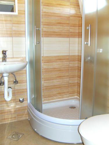 بانزيون بيرو إليز (Pansion Pero Elez) in ميديوجوريه بانزيون بيرو إليز (Pansion Pero Elez) in ميديوجوريه