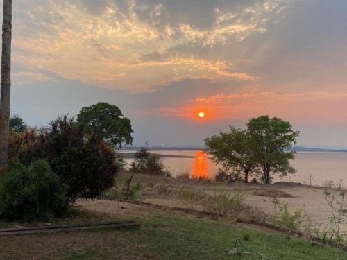 View, Cutty Sark Lodge in Kariba View, Cutty Sark Lodge in Kariba