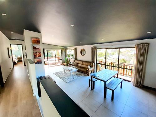 المرافق, Panoramic Views from Spacious New Beach House in Cass Bay المرافق, Panoramic Views from Spacious New Beach House in Cass Bay