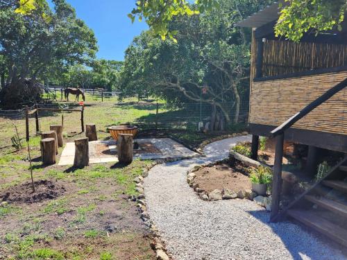 ogród, Heavenly Stables Self Catering Accommodation in Schoenmakerskop ogród, Heavenly Stables Self Catering Accommodation in Schoenmakerskop