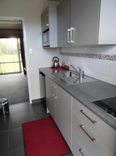 مطبخ, Aarburg Airport Motel in برنسايد مطبخ, Aarburg Airport Motel in برنسايد