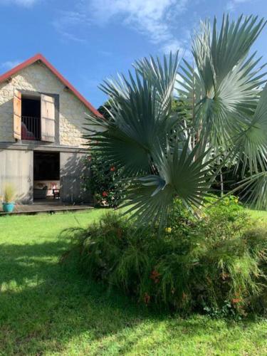 Фасада на хотела, L'habitation Thara. in Le Moule Фасада на хотела, L'habitation Thara. in Le Moule