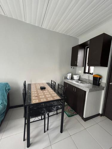 1BR Townhouse + Netflix in Santa Maria 1BR Townhouse + Netflix in Santa Maria