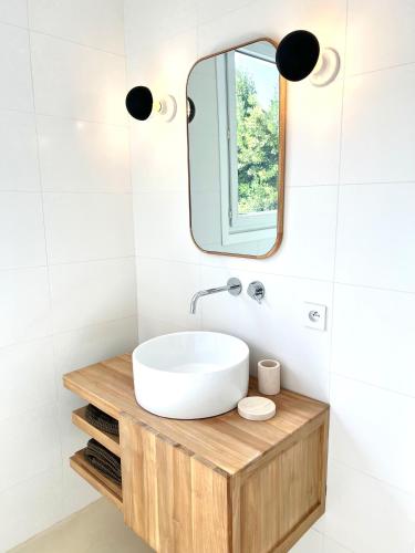 Bathroom, Villa Minimale near Monastere de Cimiez Bathroom, Villa Minimale near Monastere de Cimiez