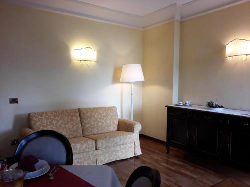 This photo about Castello Izzalini Todi Resort shared on HyHotel.com