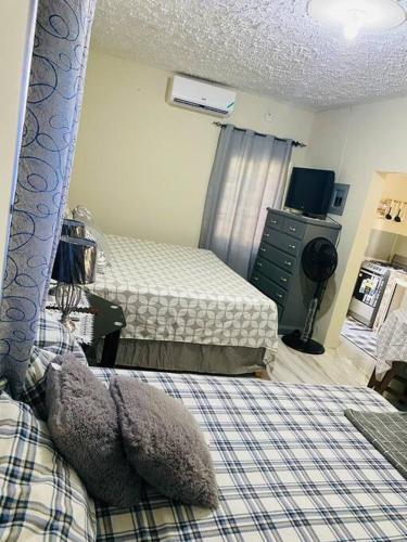 Happy place. Relax in comfort in Silver Hill Happy place. Relax in comfort in Silver Hill