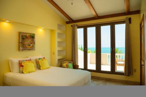 Plattegronden, Large Ocean Front Home Close to Village - Surfside Gecko in Surfside Plattegronden, Large Ocean Front Home Close to Village - Surfside Gecko in Surfside