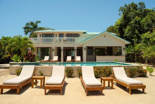 Plattegronden, Large Ocean Front Home Close to Village - Surfside Gecko in Surfside Plattegronden, Large Ocean Front Home Close to Village - Surfside Gecko in Surfside