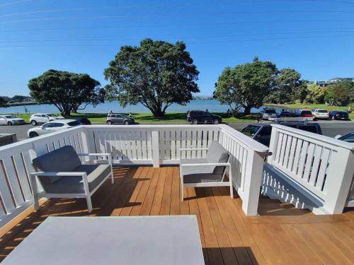 Tauranga - Big, beautiful Villa on the water! in Tauranga Tauranga - Big, beautiful Villa on the water! in Tauranga
