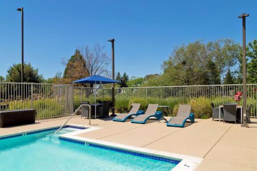 Pogled, Hampton Inn & Suites Rohnert Park - Sonoma County in Rohnert Park (CA) Pogled, Hampton Inn & Suites Rohnert Park - Sonoma County in Rohnert Park (CA)