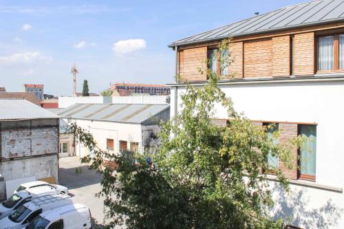 Spacious haven of peace with beautiful decoration in La Courneuve Spacious haven of peace with beautiful decoration in La Courneuve