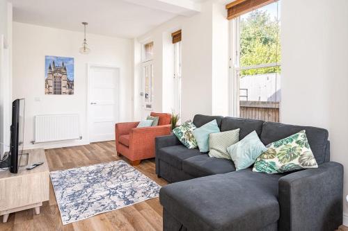 Spacious 2 Bedroom House With Stunning Views in Claverton Spacious 2 Bedroom House With Stunning Views in Claverton
