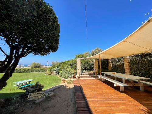 Jardín, Beach Front Villa in Nahariya Jardín, Beach Front Villa in Nahariya