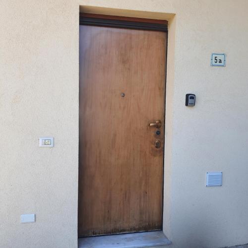 Tranquillo alle porte di como con Box Auto in Malnate Tranquillo alle porte di como con Box Auto in Malnate