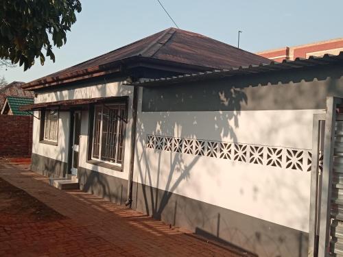 Las Palmas Day & Night Guest House in 普勒托利亞市中心 Las Palmas Day & Night Guest House in 普勒托利亞市中心