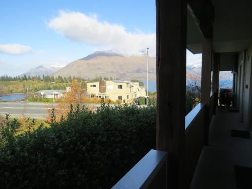 Balcony/terrace, Queenstown Motel Apartments in Queenstown Balcony/terrace, Queenstown Motel Apartments in Queenstown