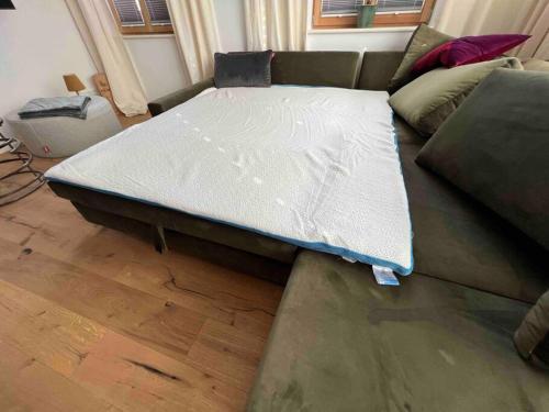 4YOUnic Billard * 2 BR * 75-Zoll TV * Boxspringbett in Glonn 4YOUnic Billard * 2 BR * 75-Zoll TV * Boxspringbett in Glonn