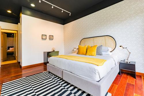 NEW Perfect Location 24 Hours Security Free Parking