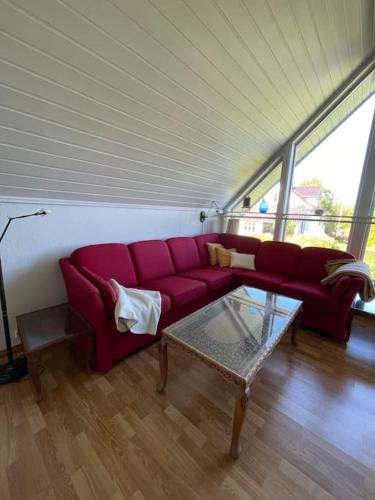 Koselig hus med fin utsikt in Ulsteinvik Koselig hus med fin utsikt in Ulsteinvik
