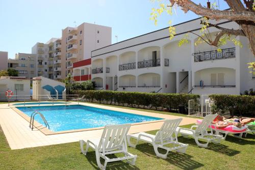 Zwembad, Apartamentos King's in Quarteira Zwembad, Apartamentos King's in Quarteira