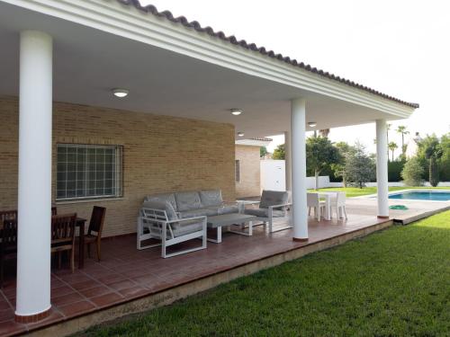 Villa con piscina, jardín y aire acondicionado en La Eliana-L'Eliana (Villa con piscina, jardin y aire acondicionado en La Eliana-L'Eliana) in València Villa con piscina, jardín y aire acondicionado en La Eliana-L'Eliana (Villa con piscina, jardin y aire acondicionado en La Eliana-L'Eliana) in València