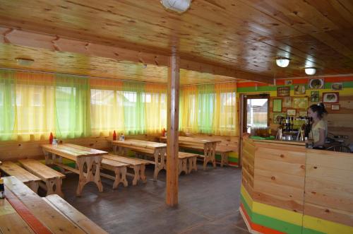 Gostevoi Dvor Anna in Bolshoye Goloustnoye Gostevoi Dvor Anna in Bolshoye Goloustnoye