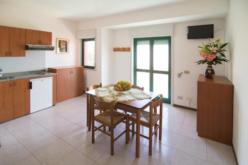 Cocina, Villaggio Alkantara in Giardini Naxos Cocina, Villaggio Alkantara in Giardini Naxos