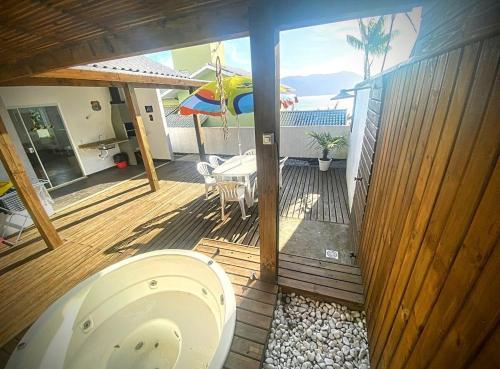 Casa com vista mar por do sol e SPA in Ribeirao da Ilha Casa com vista mar por do sol e SPA in Ribeirao da Ilha