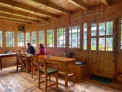 Facilities, Kongde Peak Guest House in Everest Region (Nepal) Facilities, Kongde Peak Guest House in Everest Region (Nepal)