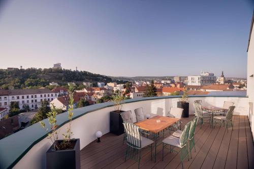 餐厅, 克卢日城市广场希尔顿逸林酒店 (DoubleTree by Hilton City Plaza Cluj) in 克卢日-那波卡 餐厅, 克卢日城市广场希尔顿逸林酒店 (DoubleTree by Hilton City Plaza Cluj) in 克卢日-那波卡