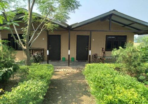 Tiger Land Homestay in Thakudwara Tiger Land Homestay in Thakudwara