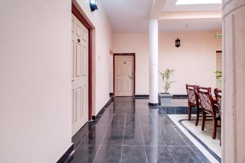 Lobby, Hotel O Palm Exotica in Madhurawada Lobby, Hotel O Palm Exotica in Madhurawada