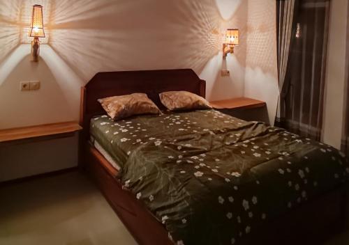 Sarang Walet Homestay in Sikur Sarang Walet Homestay in Sikur