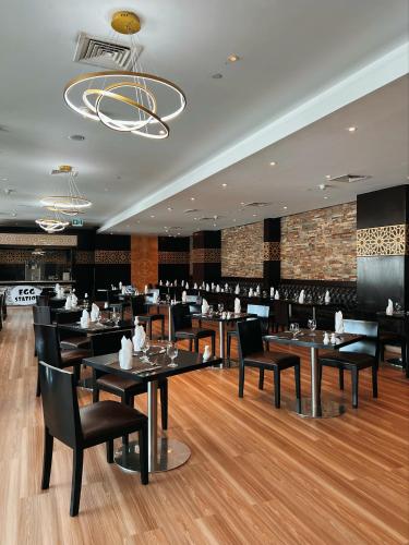Food and beverages, Metropolitan Al Mafraq Hotel in Al Mafraq Food and beverages, Metropolitan Al Mafraq Hotel in Al Mafraq