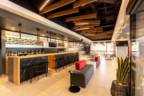 Bar/lounge, ibis Tijuana in Tijuana Bar/lounge, ibis Tijuana in Tijuana