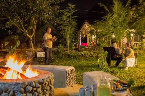 Lang Truong Tho Farmstay in Ap Nguyen Thai Hoc Lang Truong Tho Farmstay in Ap Nguyen Thai Hoc