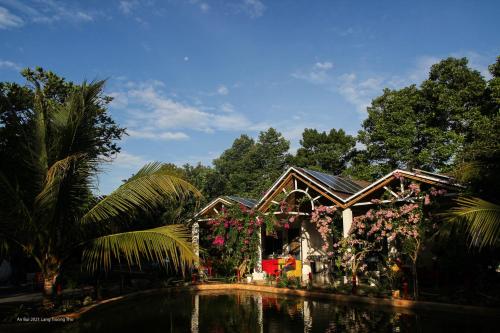 Lang Truong Tho Farmstay in Ap Nguyen Thai Hoc Lang Truong Tho Farmstay in Ap Nguyen Thai Hoc