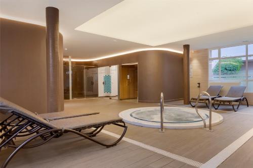 جاكوزي, Los Amigos Beach Club in ميجاس جاكوزي, Los Amigos Beach Club in ميجاس