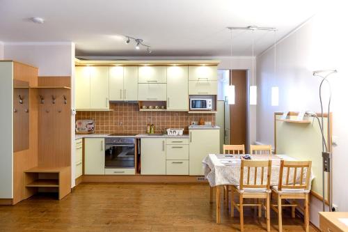 Facilities, Atmoszfera Apartman in Tizenharom Varos Facilities, Atmoszfera Apartman in Tizenharom Varos