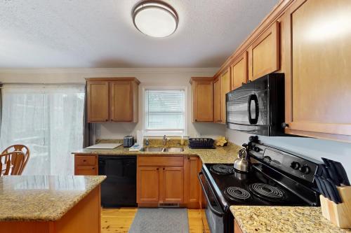 Highlander's Retreat in Mills River (NC) Highlander's Retreat in Mills River (NC)