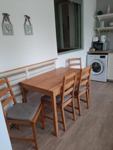 Zrinyi 11 Apartments in บาลาตันเคเนสเซ่ Zrinyi 11 Apartments in บาลาตันเคเนสเซ่