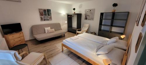 Zrinyi 11 Apartments in บาลาตันเคเนสเซ่ Zrinyi 11 Apartments in บาลาตันเคเนสเซ่