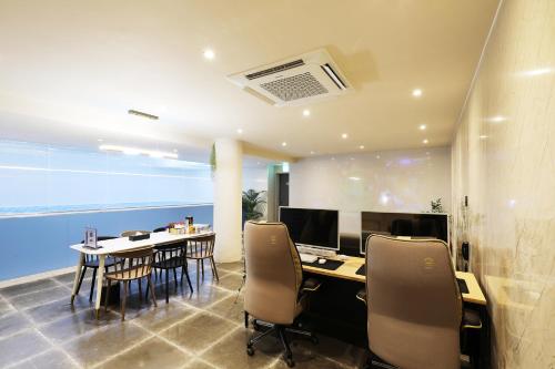 Бассейн , Grache Hotel Gapyeong in Ha-myeon Бассейн , Grache Hotel Gapyeong in Ha-myeon