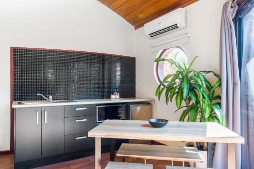 Aquarius Backpackers Resort in Byron Bay Aquarius Backpackers Resort in Byron Bay