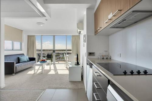 Lovely 1-bedroom in the Heart of Mackay w Pool in แมคเคย์ Lovely 1-bedroom in the Heart of Mackay w Pool in แมคเคย์