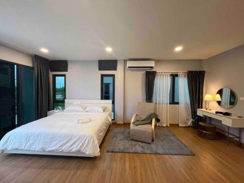Bangna 4bedroom new house luxurious discount now in Bangkok Bangna 4bedroom new house luxurious discount now in Bangkok