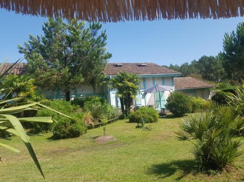 Exterior view, Le mas des Landes in Vielle-Saint-Girons Exterior view, Le mas des Landes in Vielle-Saint-Girons