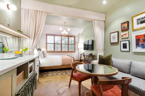 A szálláshely kívülről, Palihouse Hyde Park Village near Tampa Bay Előadóművész Központ A szálláshely kívülről, Palihouse Hyde Park Village near Tampa Bay Előadóművész Központ